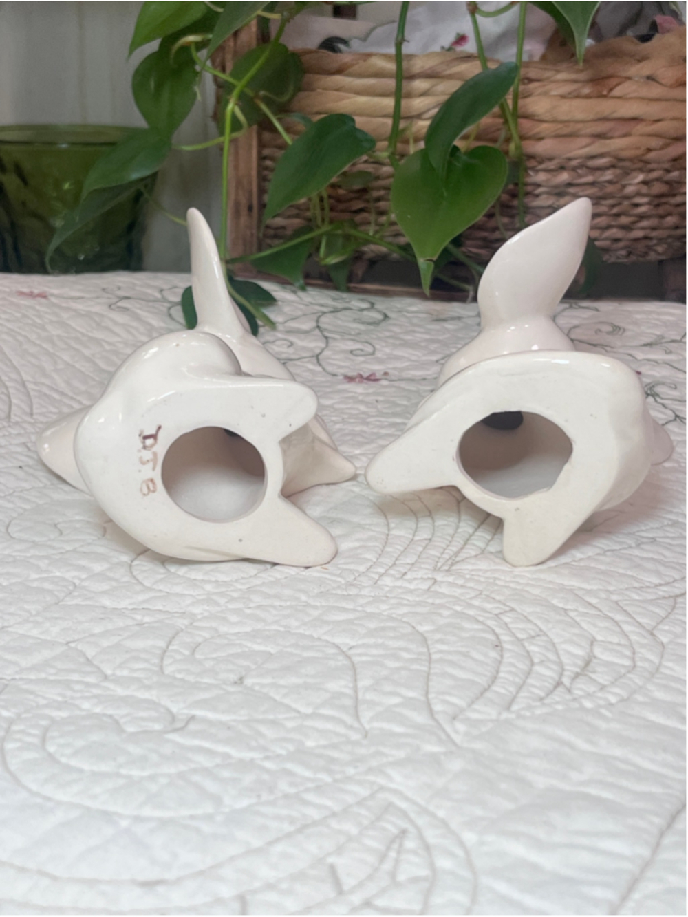 Vintage White Ceramic Mouse Figurines - Set of 2 - Picture 3 of 10